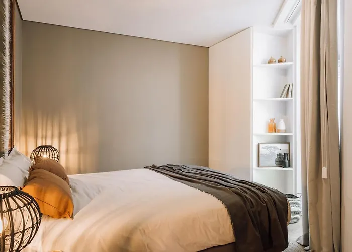 Rundi - 2 Bedrooms In Santo Antonio *