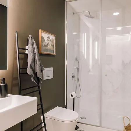 아파트 Rundi - 2 Bedrooms In Santo Antonio 리스본