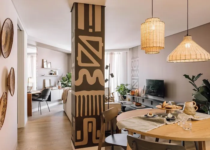 Apartment Rundi - 2 Bedrooms In Santo Antonio Lissabon